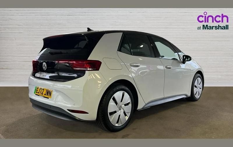 Used VW ID.3 Pro 106 kW (145 HP) 2023 White Hatchback
