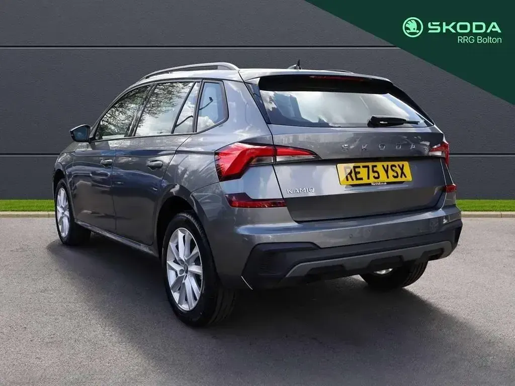 Begagnad Skoda Kamiq SE 113 HK (83 kW) 2025 Grå SUV