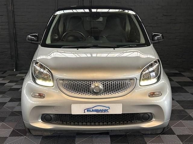 Used Smart ForTwo Coupé Premium 71 HP (52 kW) 2017 Silver Coupe