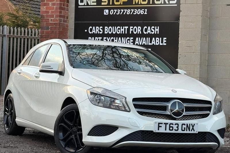 White Used 2014 Mercedes A180 Hatchback | £4,995 (Good price) - Image 1/1