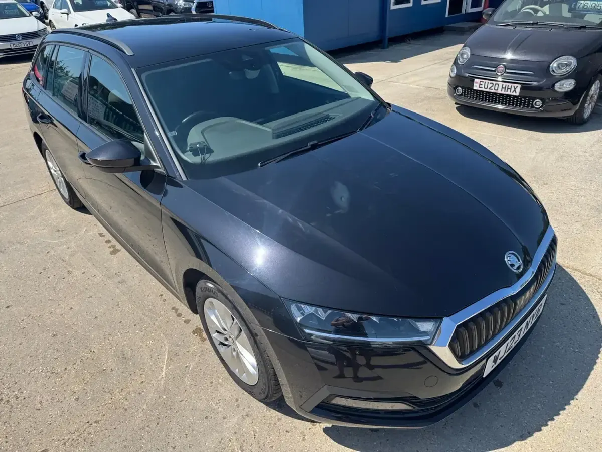 Used Skoda Octavia SE Technology 110 HP (80 kW) 2023 Black Estate
