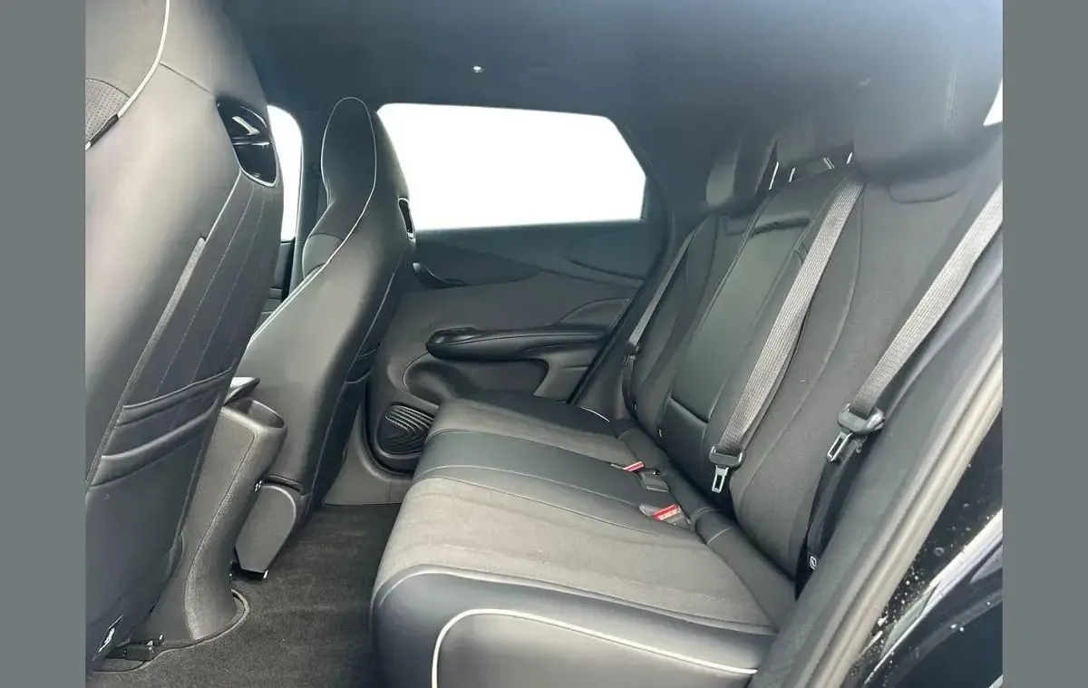 New BYD Dolphin Design 150 kW (204 HP) 2025 Black Hatchback