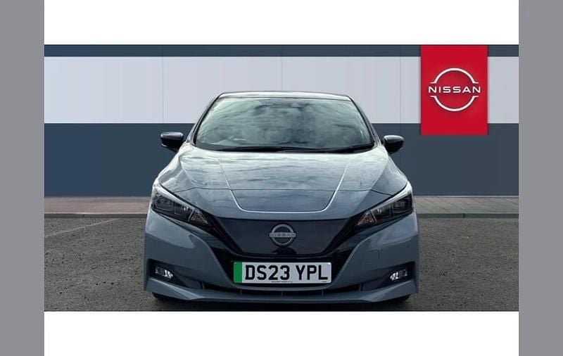 Used Nissan Leaf Tekna 110 kW (150 HP) 2023 Grey Hatchback