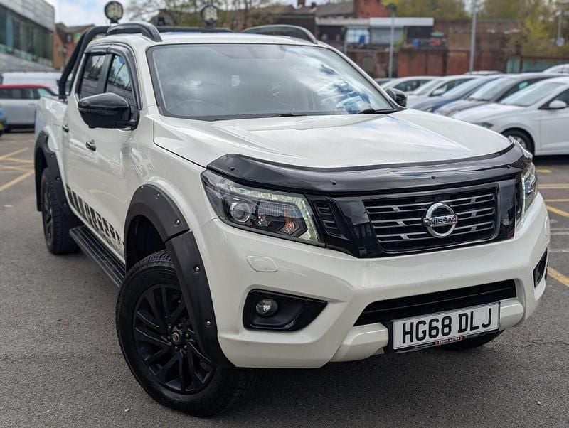 Used Nissan Navara N-Guard 190 HP (139 kW) 2018 White Pickup