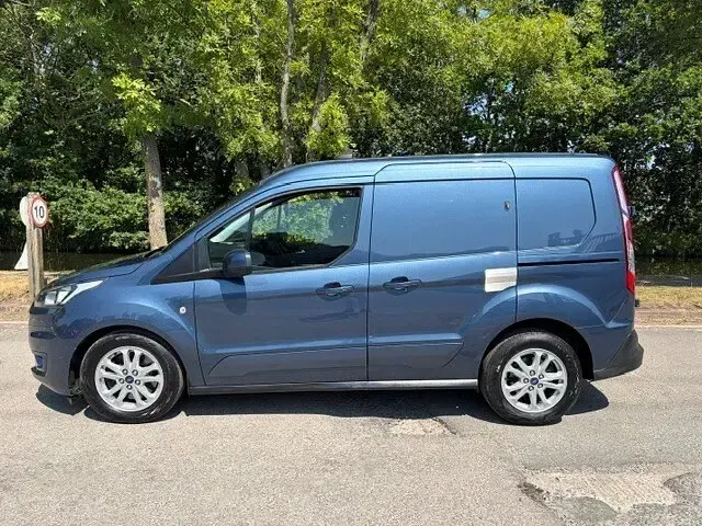 Used Ford Transit Limited 120 HP (88 kW) 2022 Blue Van