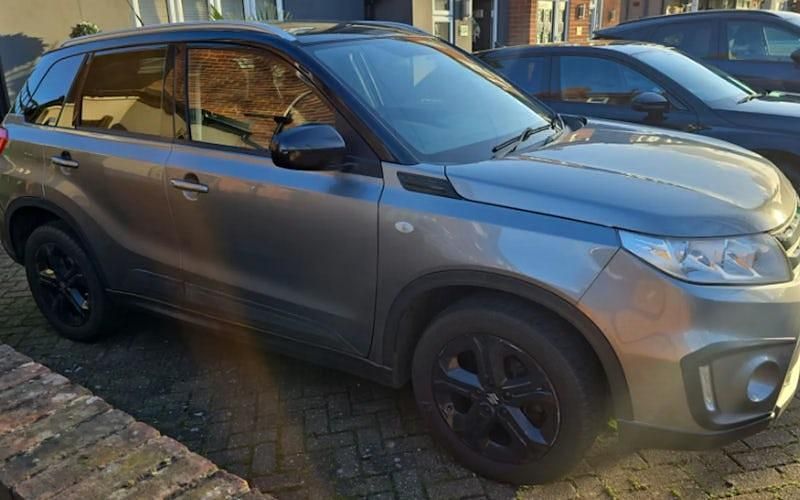 Used Suzuki Vitara SZ-T 120 HP (88 kW) 2018 Grey/black SUV