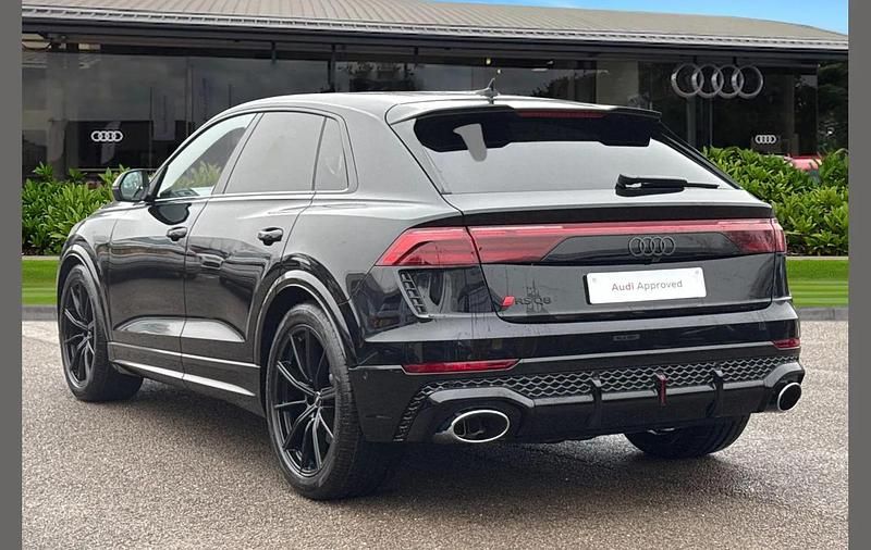 Used Audi RS Q8 Design 631 HP (464 kW) 2026 Black SUV