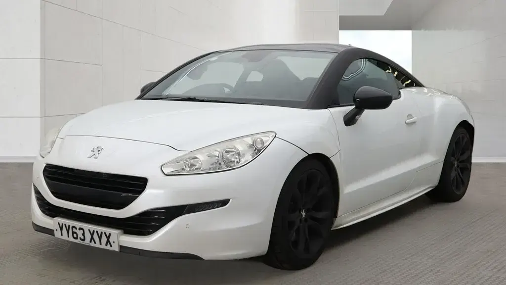 Used Peugeot RCZ 163 HP (119 kW) 2014 White Coupe