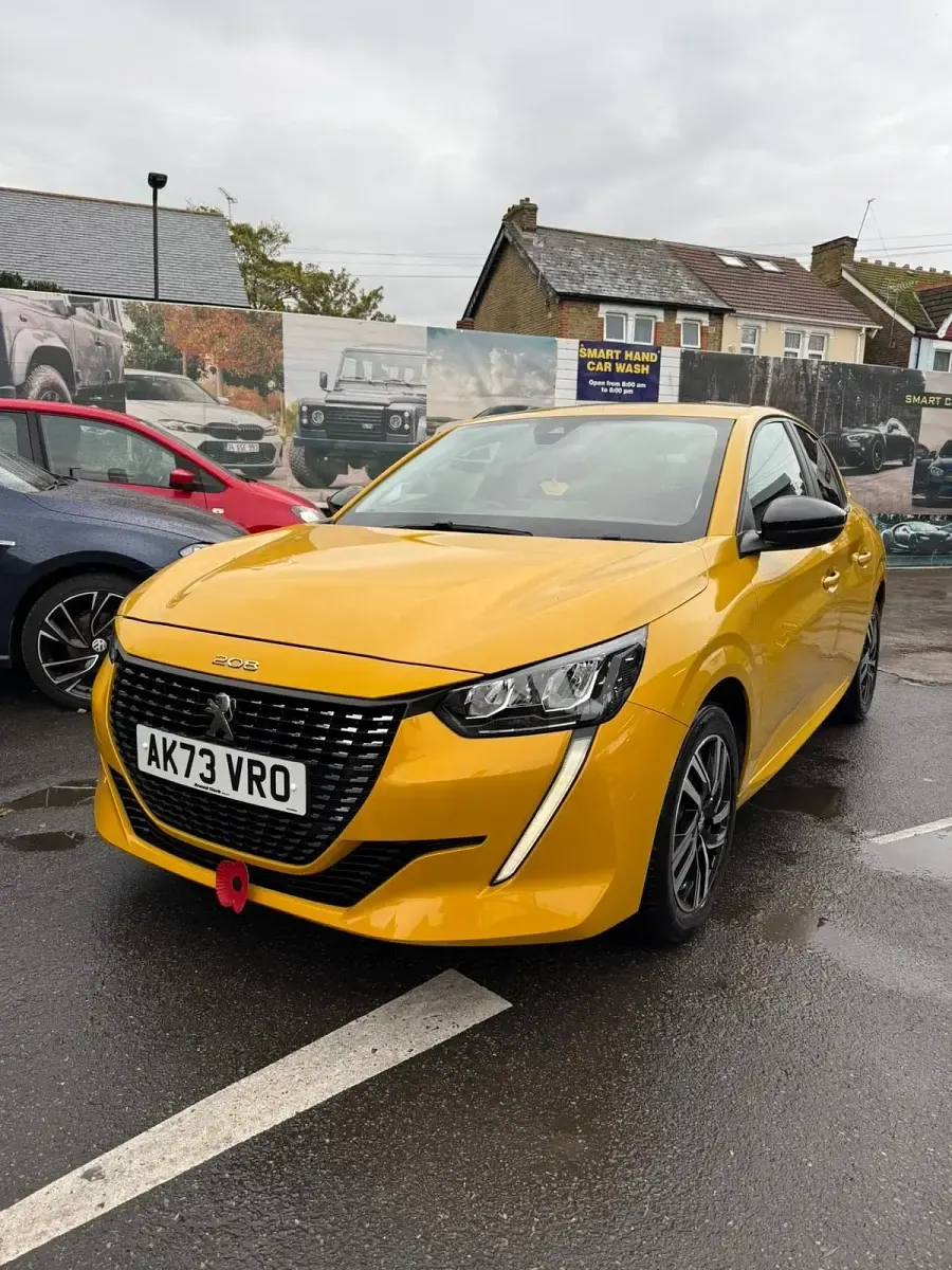 Gebraucht Peugeot 208 Active+ 2023 Gelb Kleinwagen