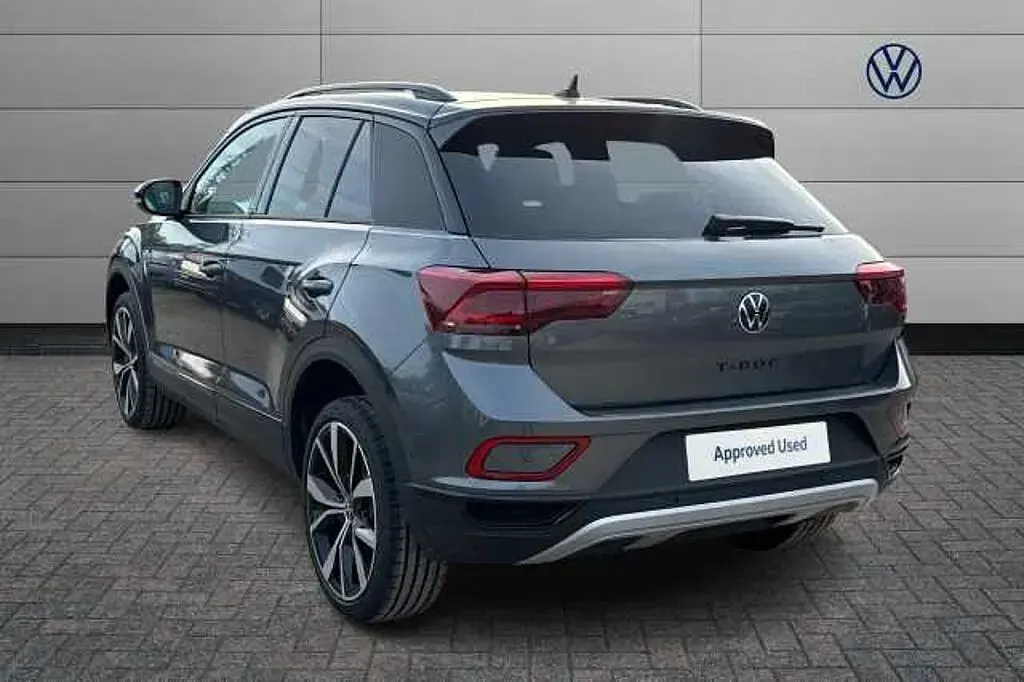 Ny VW T-Roc Design 115 HK (84 kW) 2026 Grå SUV