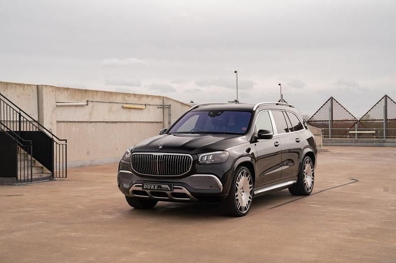 Usado Mercedes GLS600 Maybach 558 HP (410 kW) 2023 Preto SUV