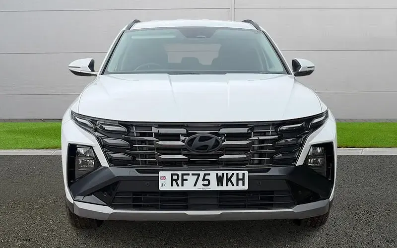 Used Hyundai Tucson Advanced 150 HP (110 kW) 2026 White SUV