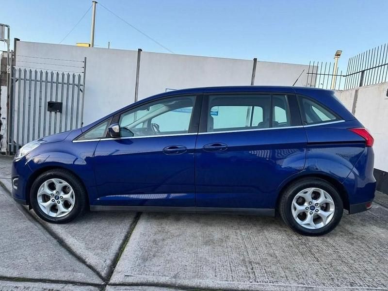Used Ford Grand C-Max Zetec 115 HP (84 kW) 2014 Blue MPV