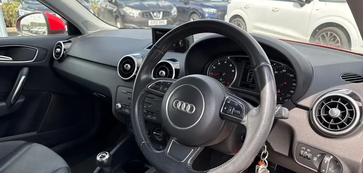 Used Audi A1 Sport 122 HP (89 kW) 2014 Red Hatchback