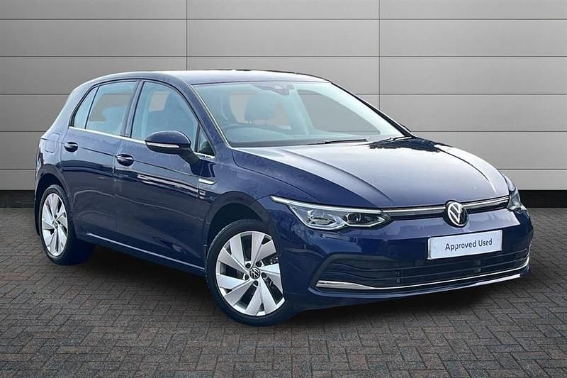 Used VW Golf VII Style 150 HP (110 kW) 2020 Atlantic blue Hatchback