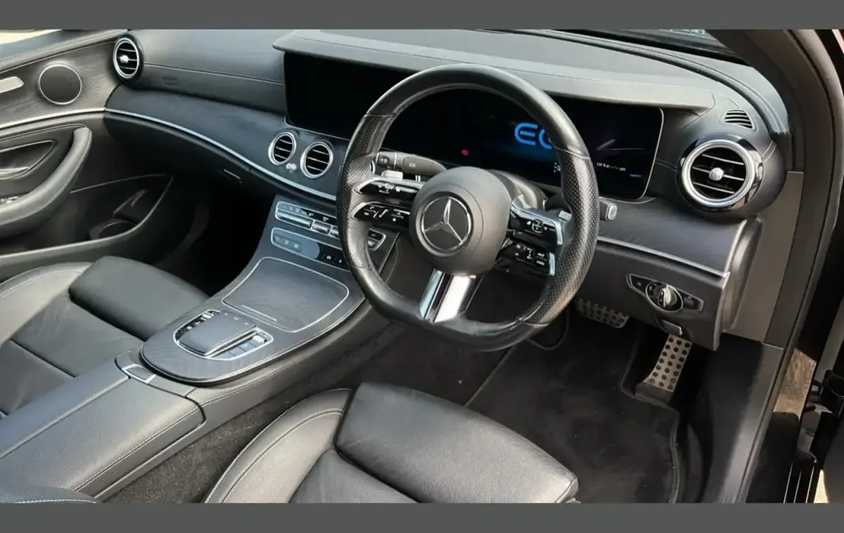 Used Mercedes E300 AMG line 301 HP (221 kW) 2020 Black Sedan
