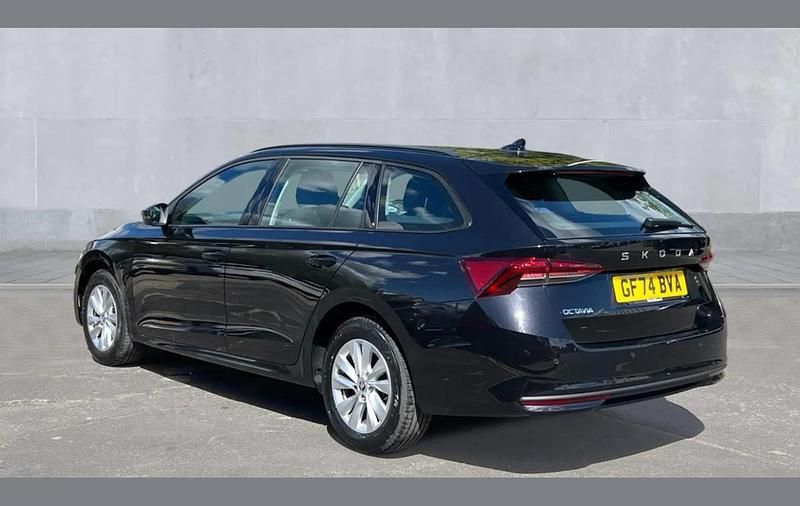 Used Skoda Octavia SE Technology 150 HP (110 kW) 2024 Black Estate