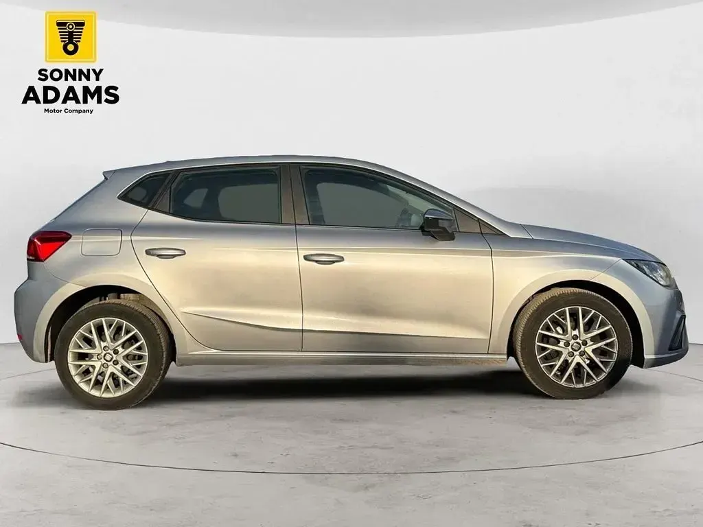 Used Seat Ibiza SE Technology 95 HP (69 kW) 2021 Silver Hatchback