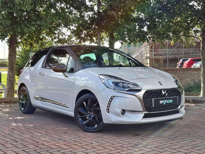 White Used 2016 DS Automobiles DS3 Prestige Hatchback | £5,999 (Fair price) - Image 1/4