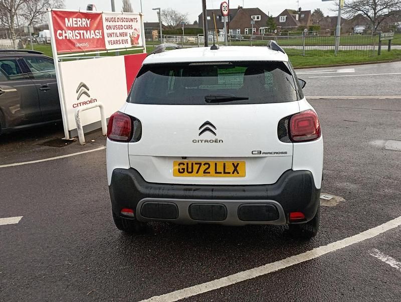 Used Citroën C3 Aircross PureTech 108 HP (79 kW) 2022 White SUV