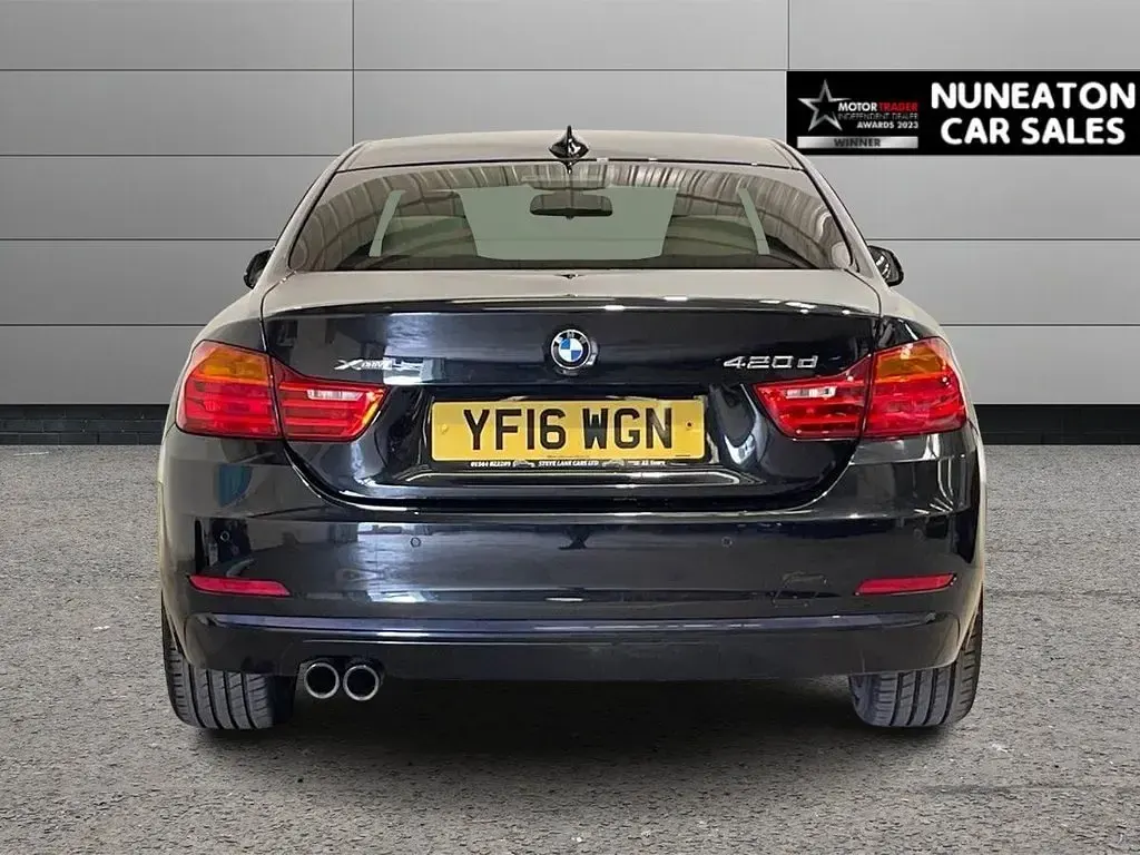 Begagnad BMW 420 Sport Line 190 HK (139 kW) 2016 Svart Sportkupé