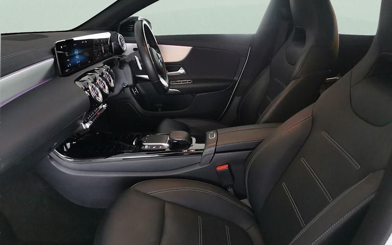 Used Mercedes CLA250e AMG Line Premium Plus 218 HP (160 kW) 2022 White Sedan