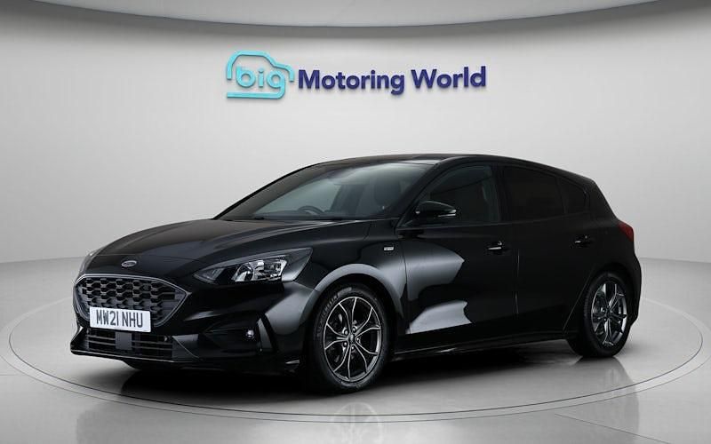 Used Ford Focus ST-Line 120 HP (88 kW) 2021 Black Hatchback