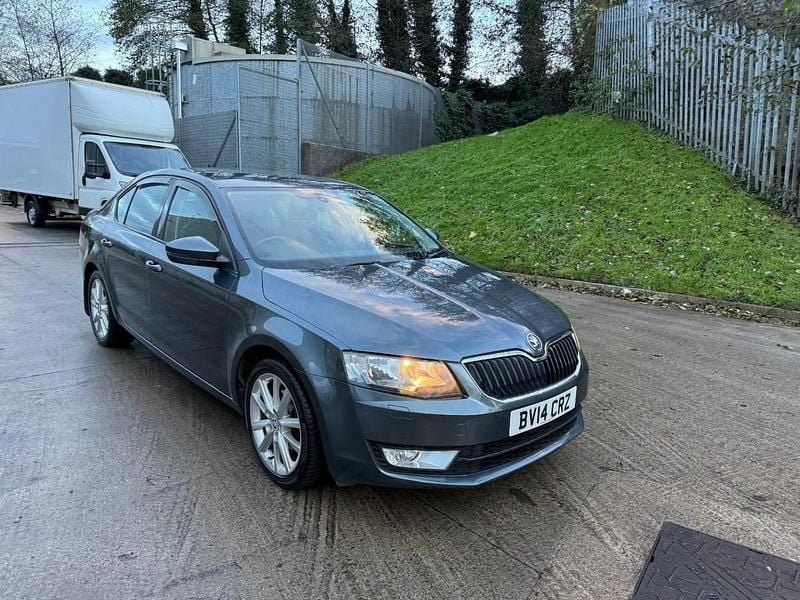 Used Skoda Octavia Elegance 150 HP (110 kW) 2014 Grey Hatchback