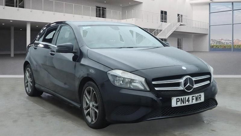 Used Mercedes A200 136 HP (100 kW) 2014 Black Hatchback
