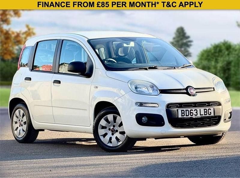 White Used 2013 Fiat Panda Pop Hatchback | £2,500 (Fair price) - Image 1/4