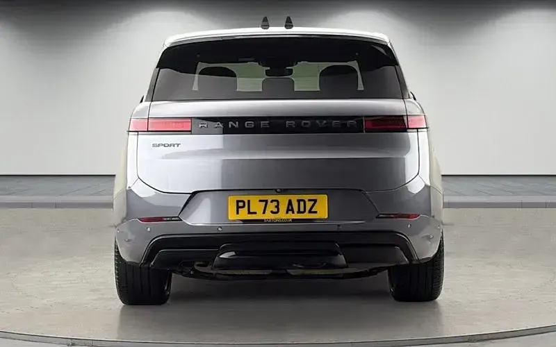 Usado Land Rover Range Rover Sport SE Dynamic 300 HP (220 kW) 2025 SUV