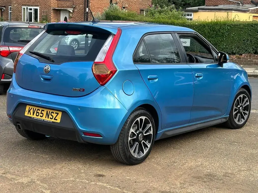 Used MG MG3 2015 Blue Hatchback