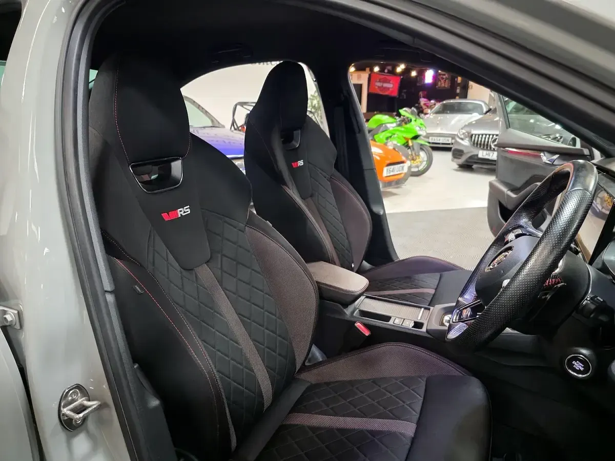 Used Skoda Octavia vRS 190 HP (139 kW) 2020 Grey Hatchback