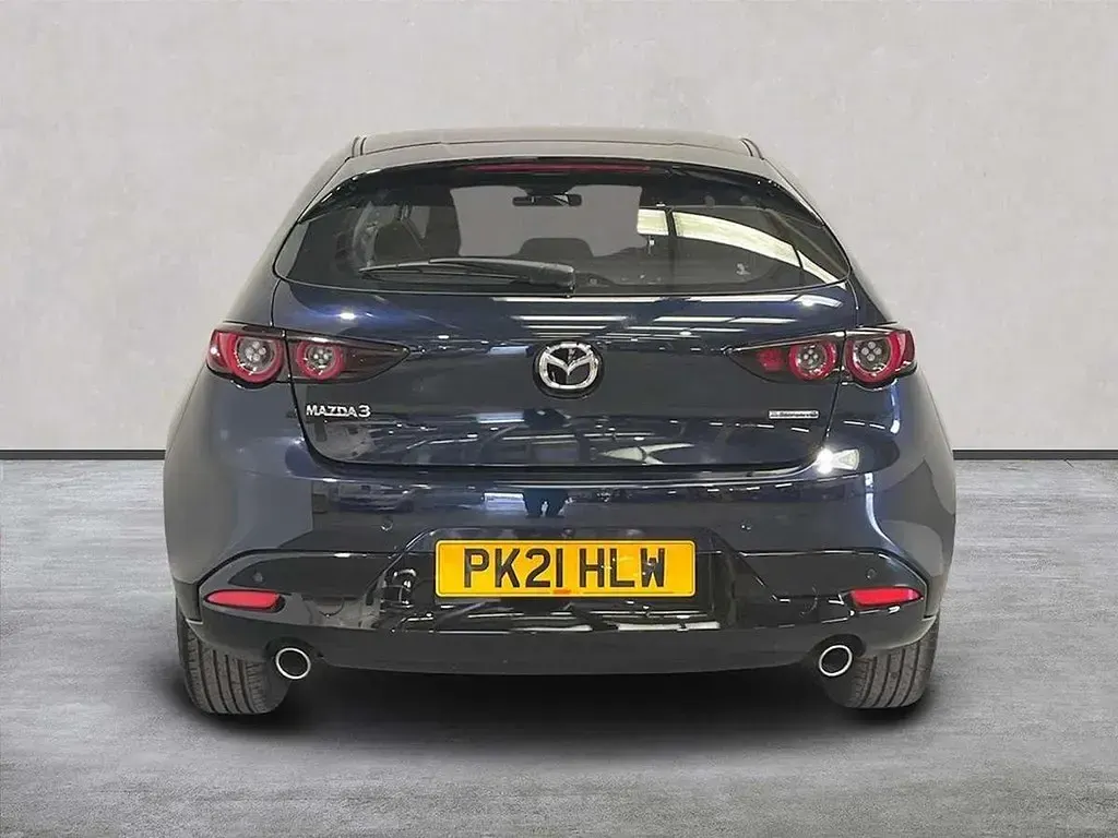 Usado Mazda 3 120 CV (88 kW) 2021 Azul Utilitario