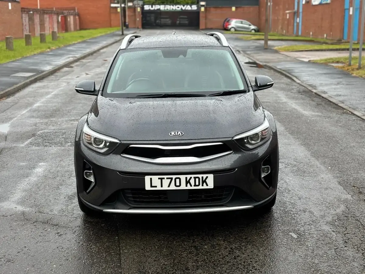Usado Kia Stonic 2020 Cinzento SUV