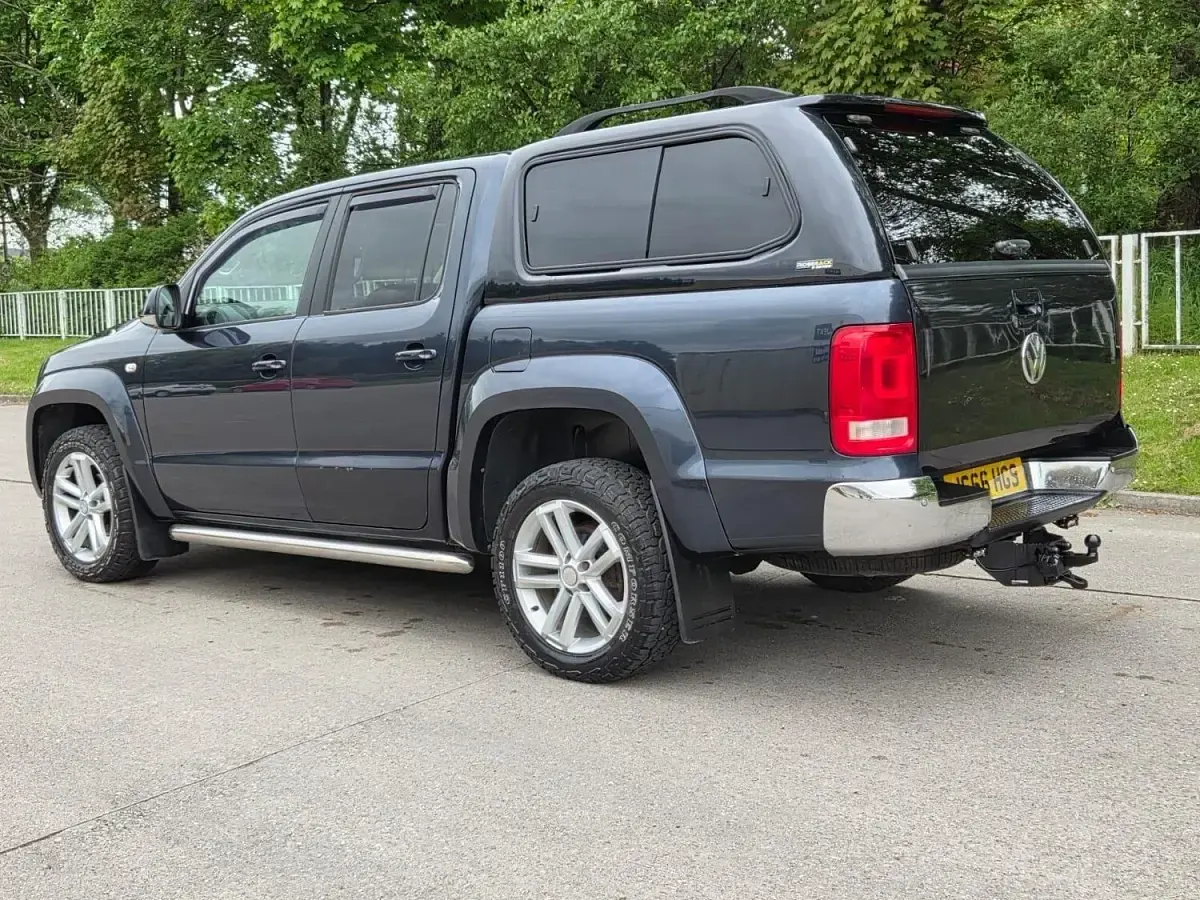 Used VW Amarok Highline 180 HP (132 kW) 2014 Blue Pickup