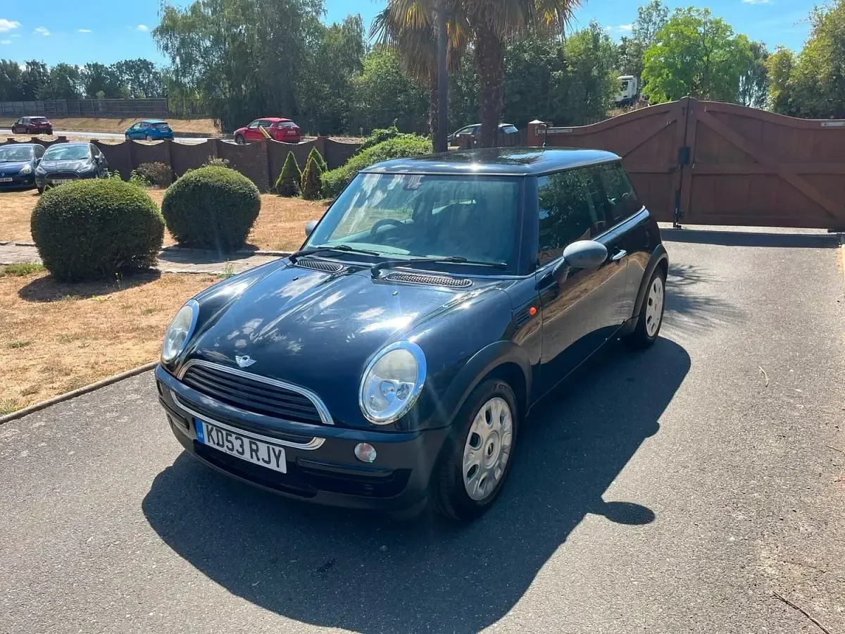 Used Mini ONE Hatch 2003 Black Hatchback