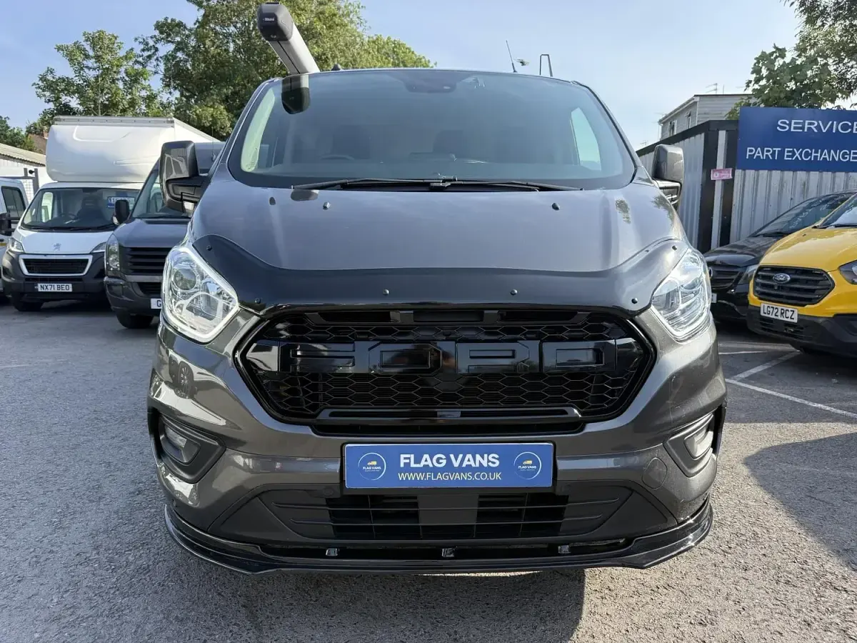 Used Ford Transit Custom Trend 130 HP (95 kW) 2022 Grey Van