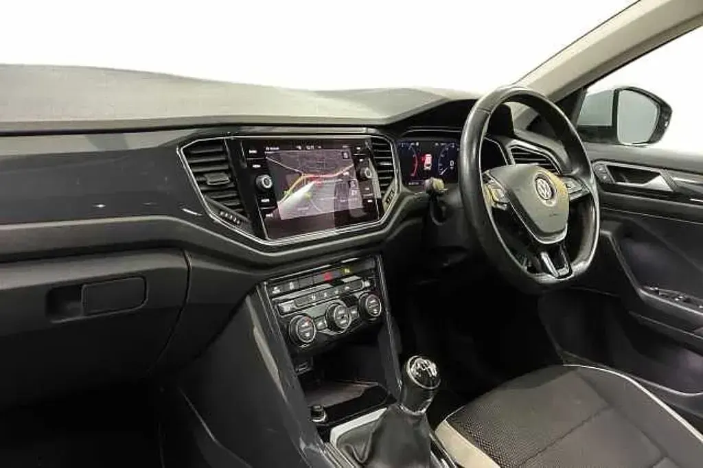 Used VW T-Roc 150 HP (110 kW) 2018 SUV