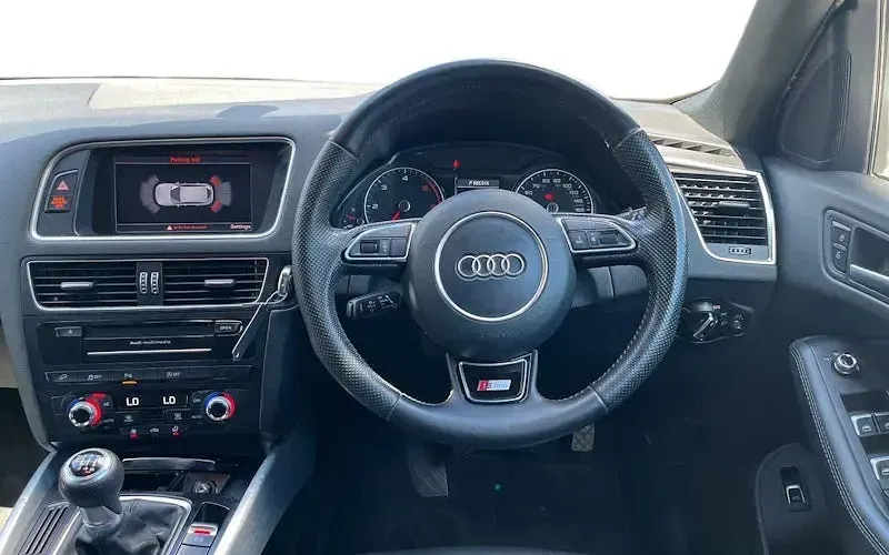 Used Audi Q5 S-line plus 177 HP (130 kW) 2014 White SUV