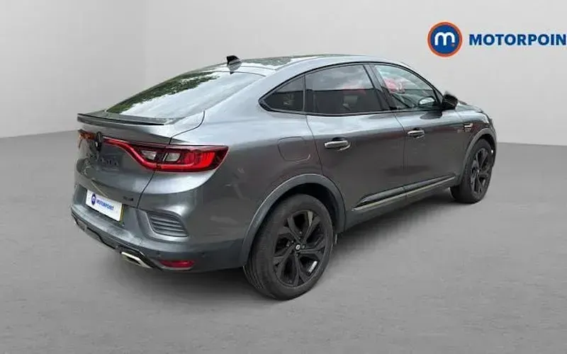 Used Renault Arkana Engineered 143 HP (105 kW) 2023 Grey SUV