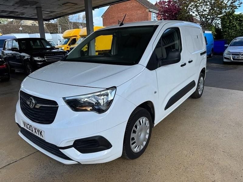 Used Vauxhall Combo Sportive 100 HP (73 kW) 2020 White MPV