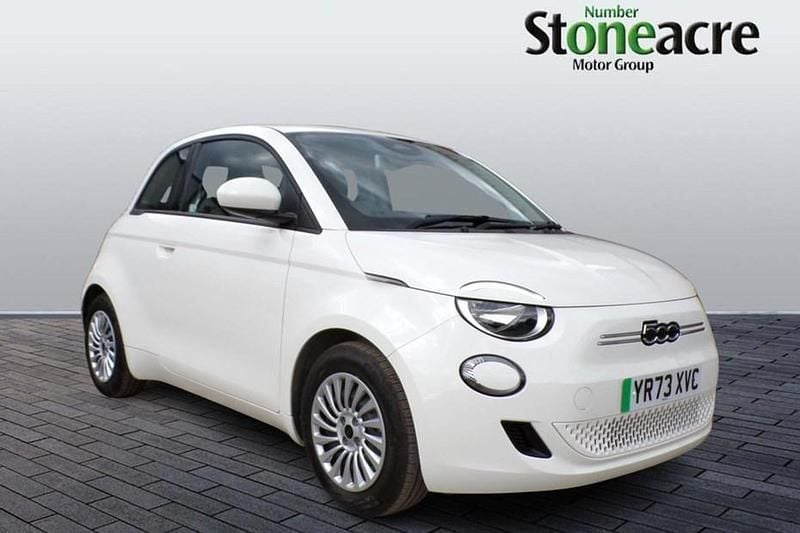 Used 2023 Fiat 500e Pop Hatchback | £11,495 (Good price) - Image 1/1
