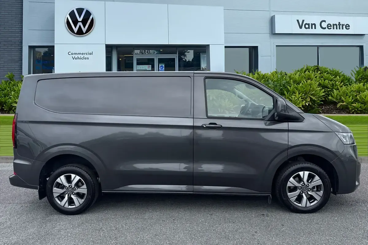Used VW T7 Pro 150 HP (110 kW) 2026 Grey Van