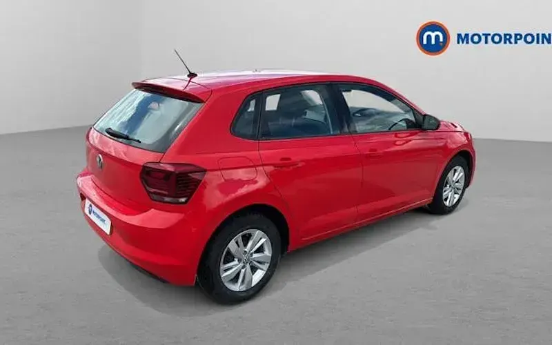 Used VW Polo SE 80 HP (58 kW) 2020 Red Hatchback