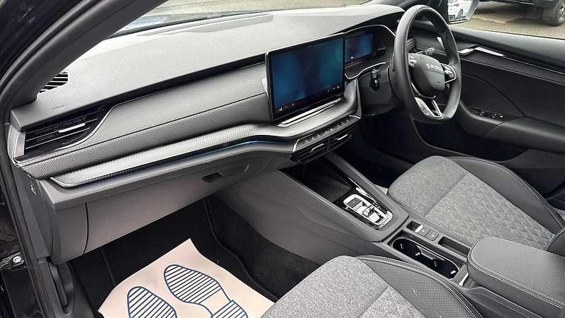 Used Skoda Octavia SportLine 150 HP (110 kW) 2025 Black Estate