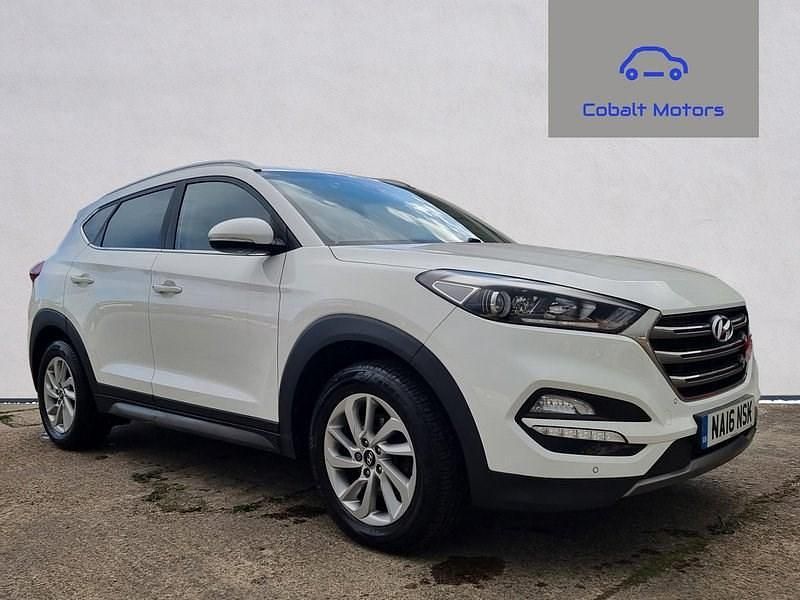 Used Hyundai Tucson Premium 116 HP (85 kW) 2016 White SUV