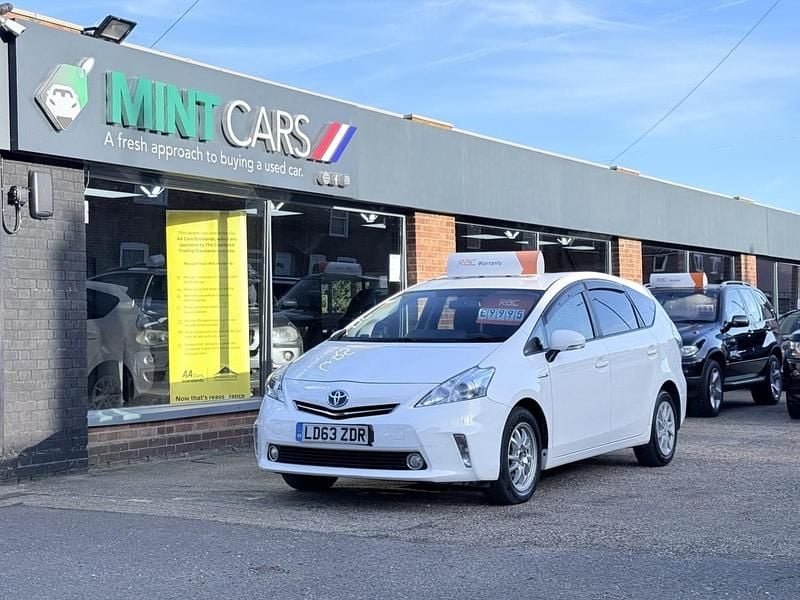 Used Toyota Prius+ 2019 White MPV