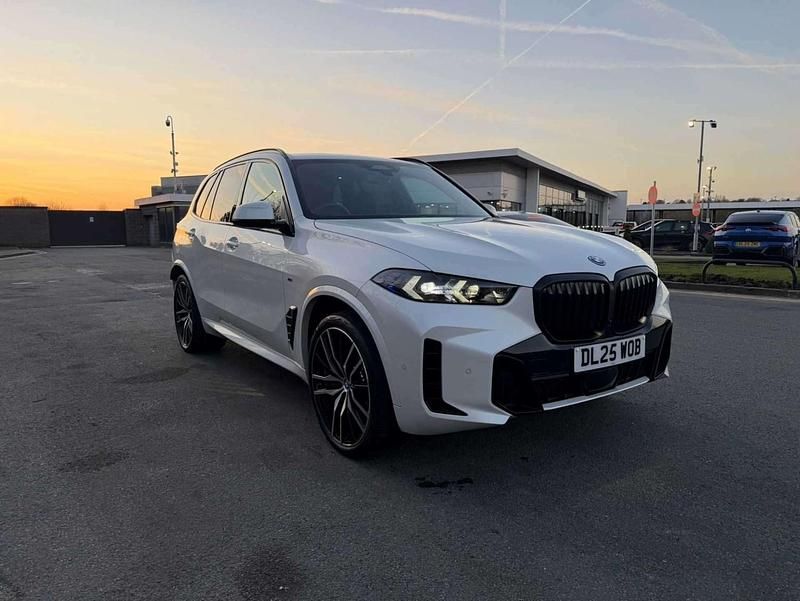 Used BMW X5 M Sport 482 HP (354 kW) 2025 White SUV