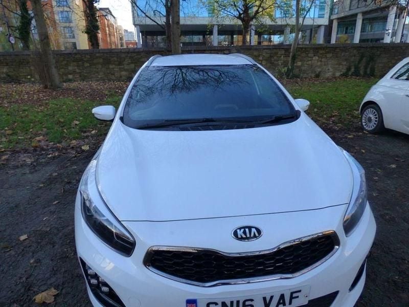 Used Kia Ceed GT-Line 2016 White Hatchback